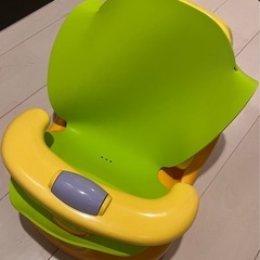 【引き渡し決定】ベビーバスチェア（アップリカ）の画像
