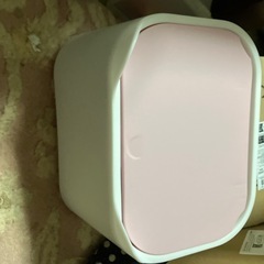 蓋付きゴミ箱小
