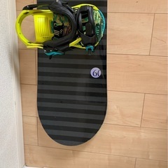 スノーボード板　ビンディング付きの画像