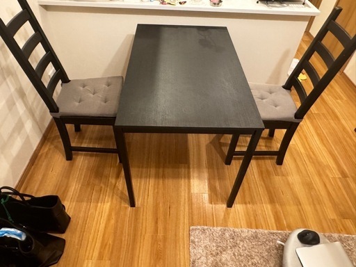 IKEA極美品　ダイニングテーブセット　チェアー付き　2脚