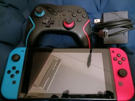 任天堂 Switch スイッチ コントローラー付き