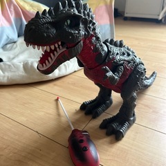 煙をはく！卵産む！歩く恐竜🦖20%引きの画像