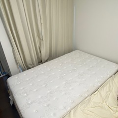 (お取引中)寝具 ベッド マットレス セミダブル