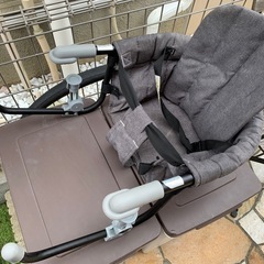 ベビーチェア　テーブルチェア