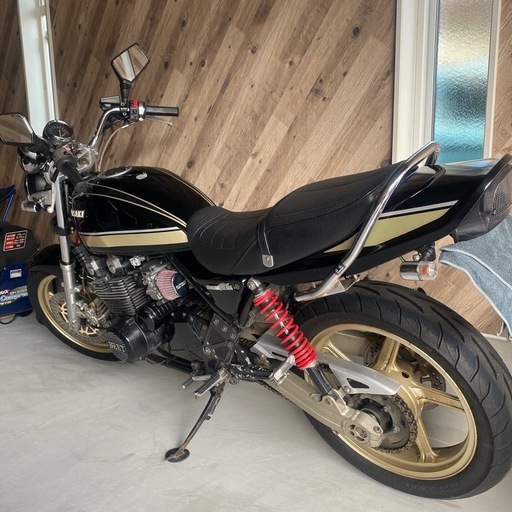 ゼファー400χ