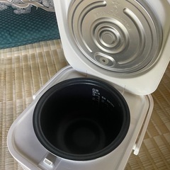 炊飯器　3合炊き　ニトリの画像