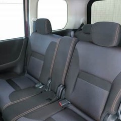 他と被らないカラーのミニバン(^^♪の画像