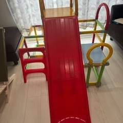 子供用ジャングルジム　いないいないばぁ