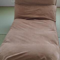 低反発座椅子！洗えるカバー付き！の画像