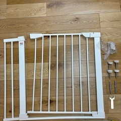 決定【新古品】ベビーゲート