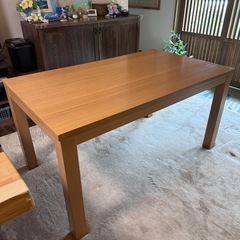 ダイニングテーブル　コタツ