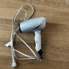 ドライヤーの画像