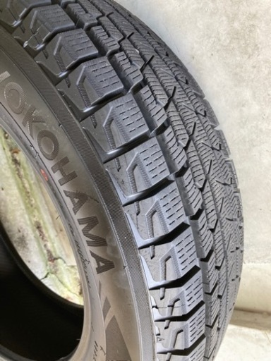 ヨコハマ　スタッドレスタイヤ 4本 225/65/R17