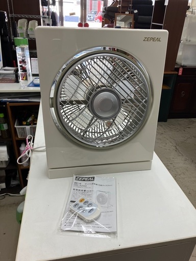 取引場所 南観音 K2408-462 ZEPEAL ぜピール ボックス扇風機 2013年製 羽根サイズ25㎝ 汚れキズあり リモコン 説明書あり リモコンの首振りボタンは反応しません。