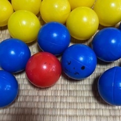 ボールプールのボールの画像