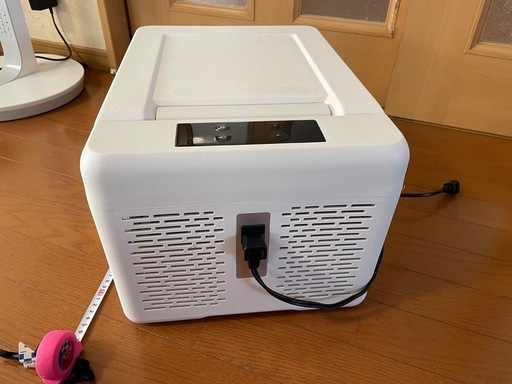 ポータブル冷蔵庫　9L 100V /12V24V\n電源