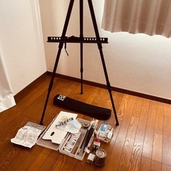 油絵セット（道具箱、イーゼル、筆洗器、油彩用筆洗油）