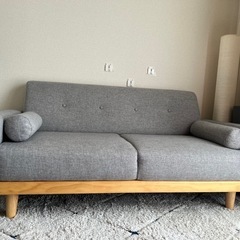 【美品】2.5人掛けソファー(LOWYA)の画像