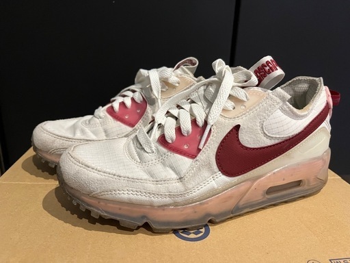 NIKE エアマックス　　24cm