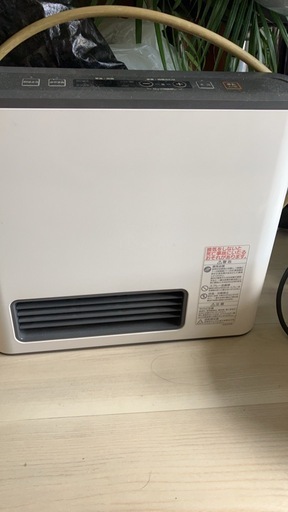 ガスファンヒーター