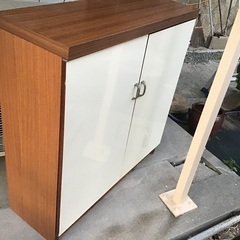 靴箱差し上げます