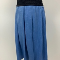 ☆値下げ☆K2408-473 Iune moire フレアスカート ブルー 花柄 毛玉あり 中古の画像