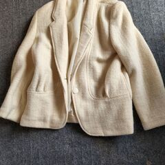 レディース冬物　ハンガー付き。