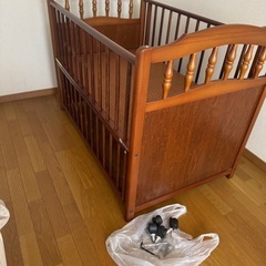 ベビーベッド