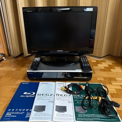 液晶テレビ ➕ ブルーレイ セット