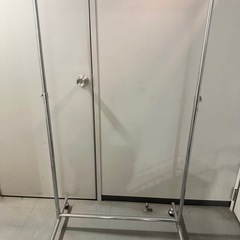 ハンガーラック