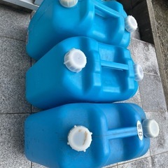 灯油ポリタンクの画像