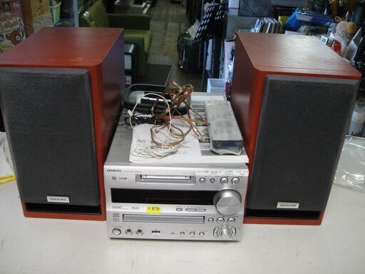 【33】ジャンク品（CD再生不可）　ONKYOオンキョー　CD/MDチューナーアンプFR-N7NX　スピーカーシステムD-N7NX　コンポ