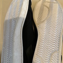 adidasスニーカーの画像