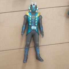 仮面ライダーソフビ等の画像