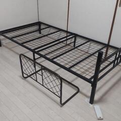 シングルパイプベッド(お話し中)