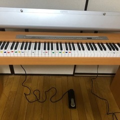 電子ピアノ