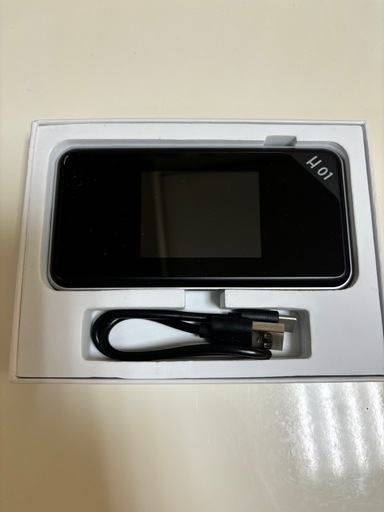 ポケットWiFi H01