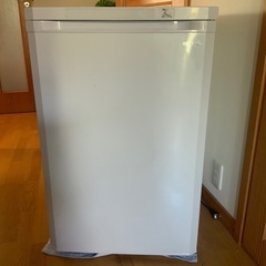 冷凍庫 85L ノンフロン前開き冷凍庫 85L アイリスオーヤマ...