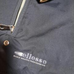 ellesseスキージャンパーの画像