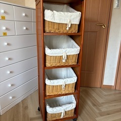 キャスター付4段収納ボックスの画像