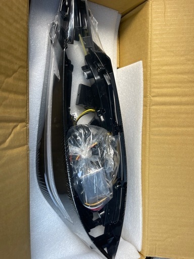 ヴェルファイア30 前期　クリスタルアイ　ヘッドライトガーニッシュ