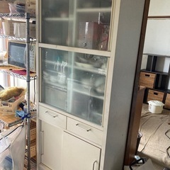食器棚