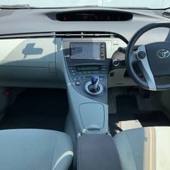 【ローン審査通過率95％！ローンお任せください！】トヨタ プリウス 　ＳＬＥＤエディションの画像