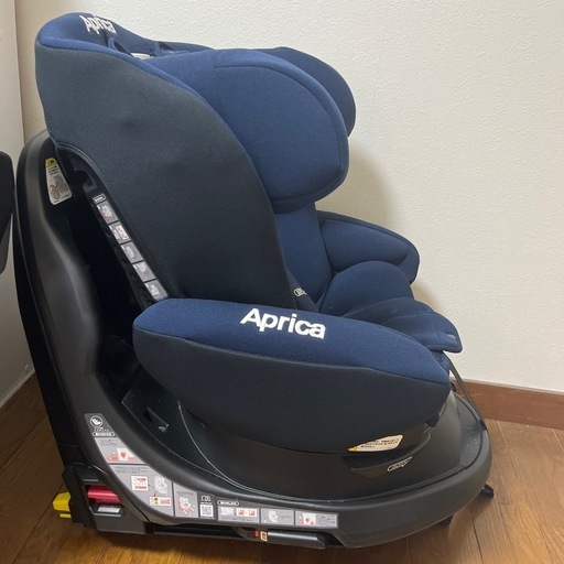 アップリカ　チャイルドシート ディアターンプラス　ISOFIX AB ネイビー