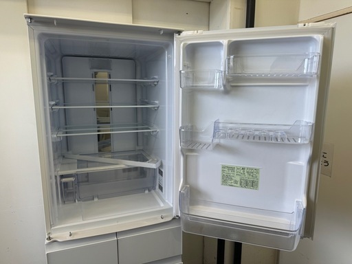 SHARP製★美品★2023年製大型冷蔵庫★両開き★1年間保証付き