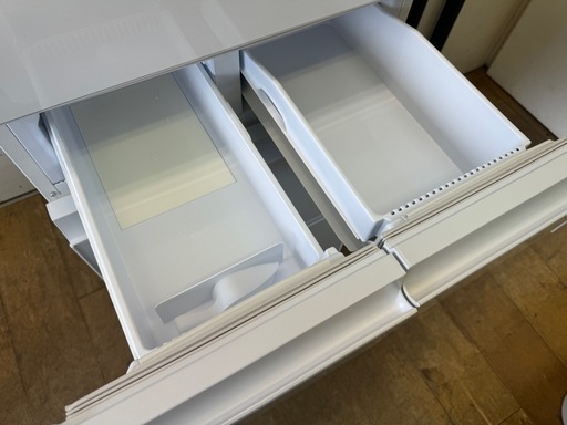 SHARP製★美品★2023年製大型冷蔵庫★両開き★1年間保証付き