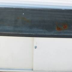 ②TAKUBO　物置　高さ111×幅185×奥行59㎝　収納庫　2枚扉　倉庫　棚付き　タクボ物置の画像