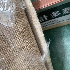 絨毯 約３～4畳 ベージュ系 カーペット ラグ インテリア 家具 現状引き渡し 札幌 東区 店頭引取り歓迎の画像