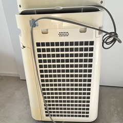 シャープ加湿器　2019年製の画像