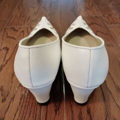 チマチョゴリ衣装の靴コッシンの画像